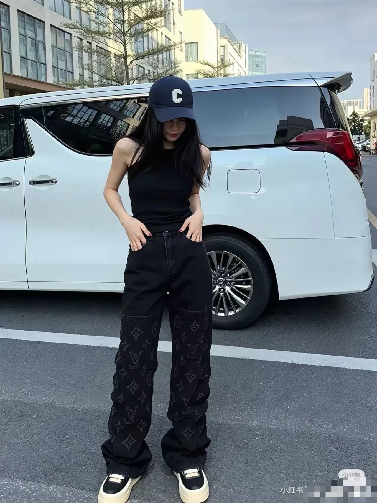 Louis Vuitton/Louis Vuitton 26ss embroidered ripped logo jeans